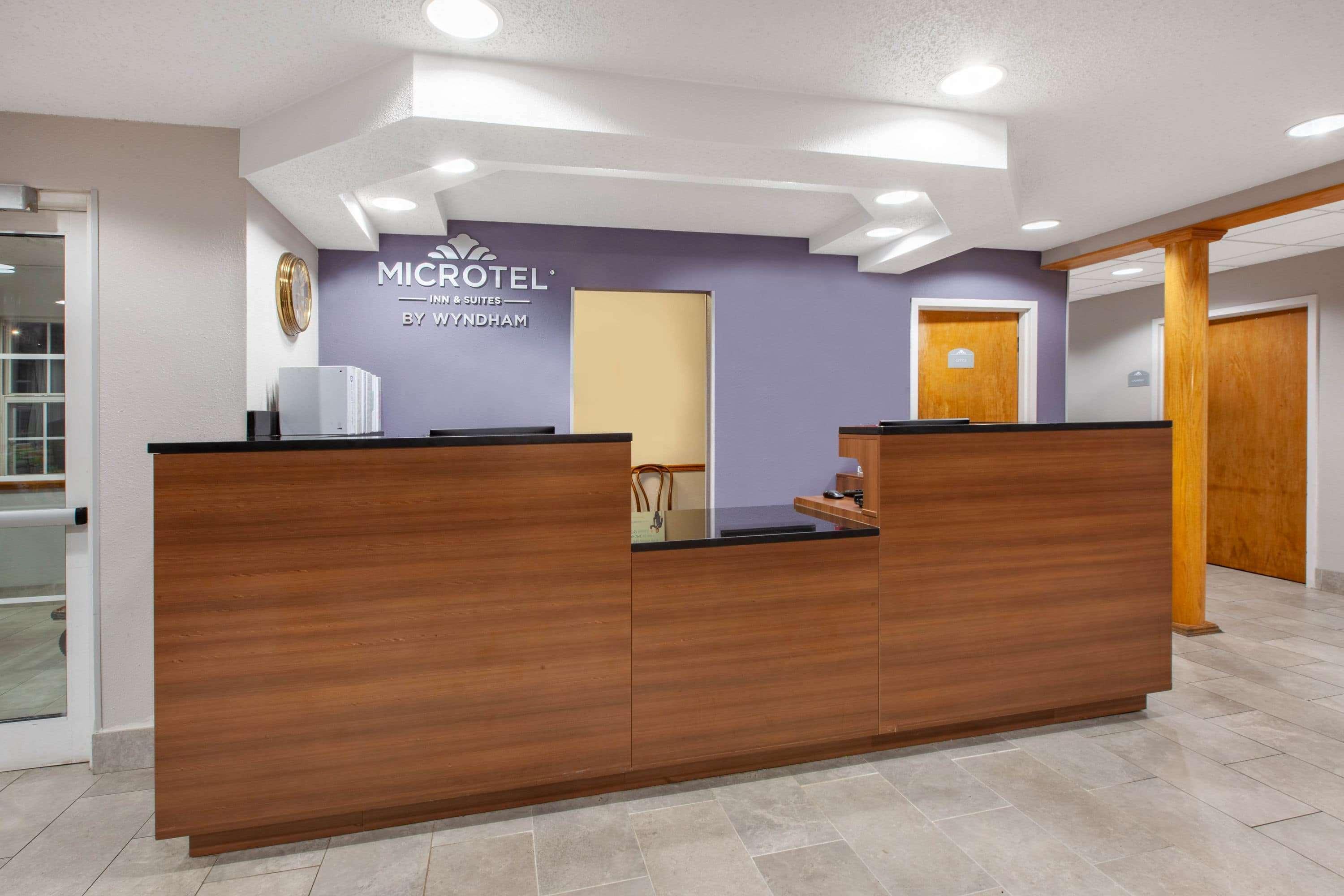 Microtel Inn & Suites By Wyndham Pittsburgh Airport Robinson Township  Ngoại thất bức ảnh