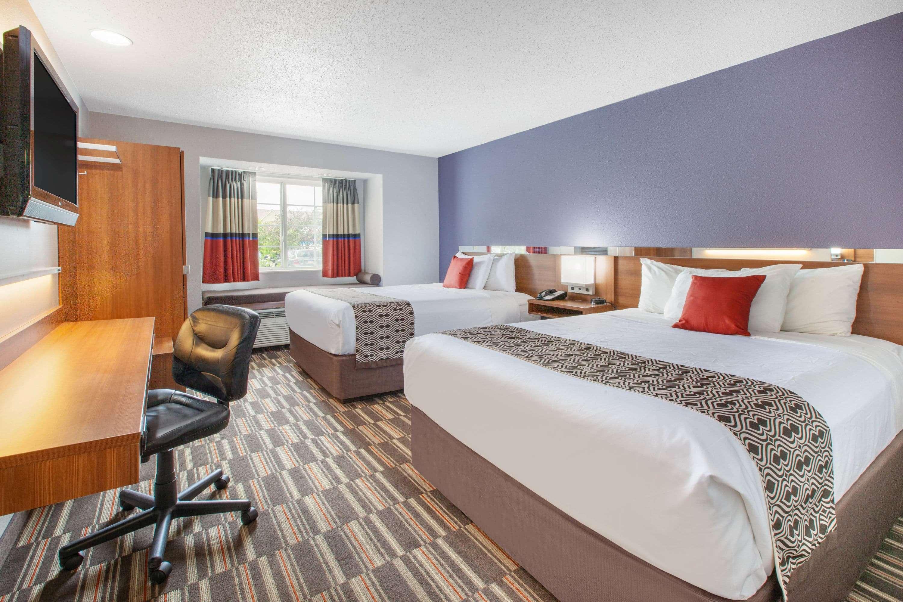 Microtel Inn & Suites By Wyndham Pittsburgh Airport Robinson Township  Ngoại thất bức ảnh